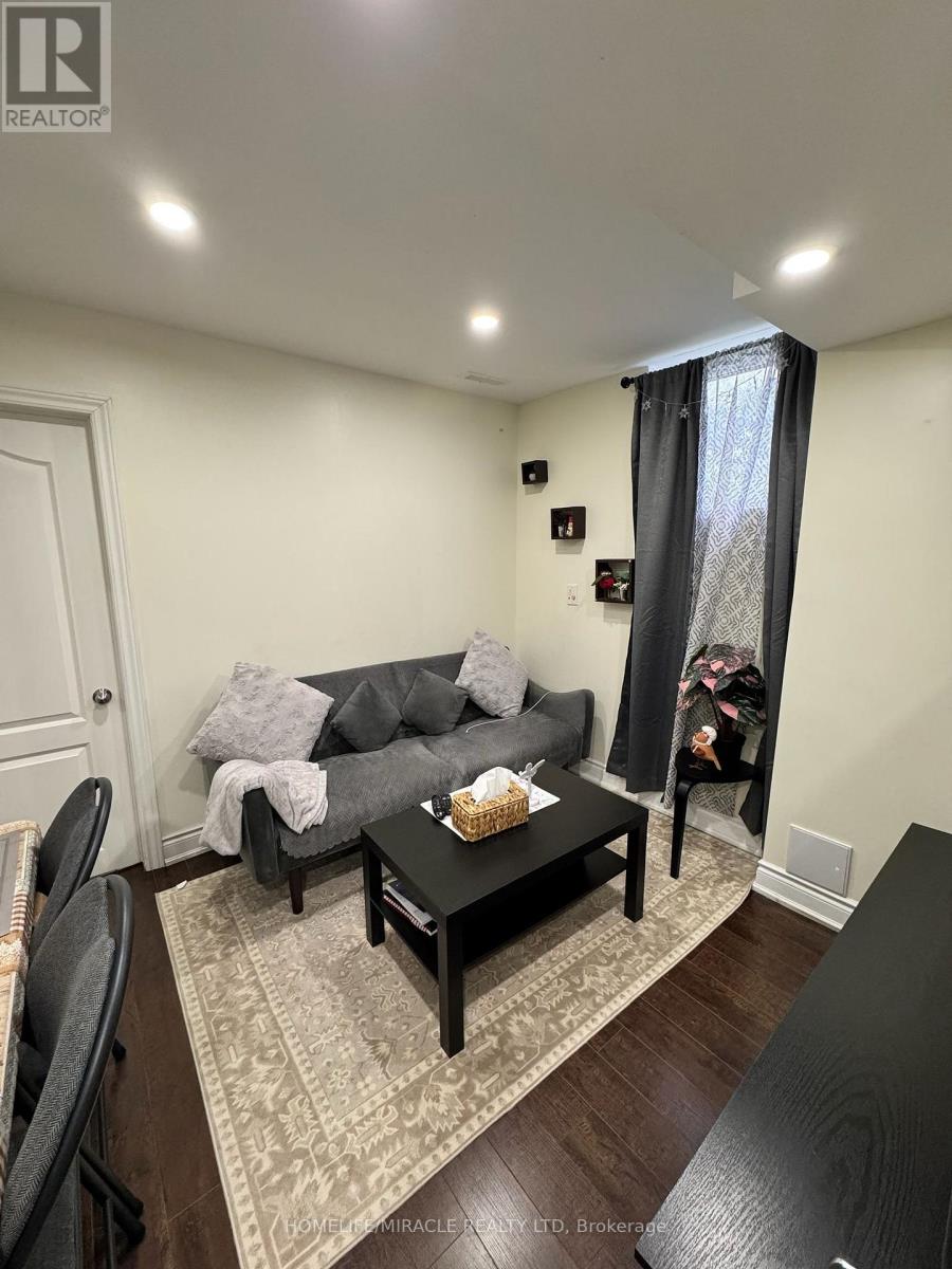Unit 2-Bsmt - 120 Viceroy Crescent, Brampton, Ontario  L7A 1V4 - Photo 6 - W13146272