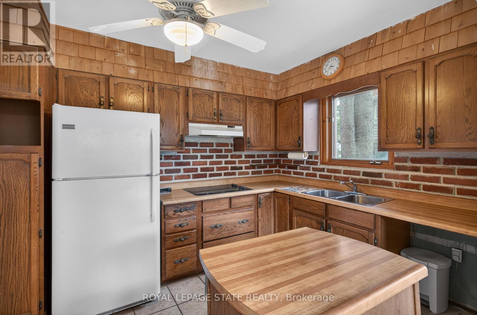 893 Lasalle Park Road, Burlington, Ontario  L7T 1M6 - Photo 14 - W13146310