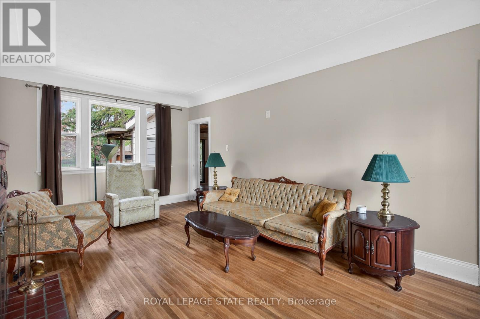 893 Lasalle Park Road, Burlington, Ontario  L7T 1M6 - Photo 5 - W13146310