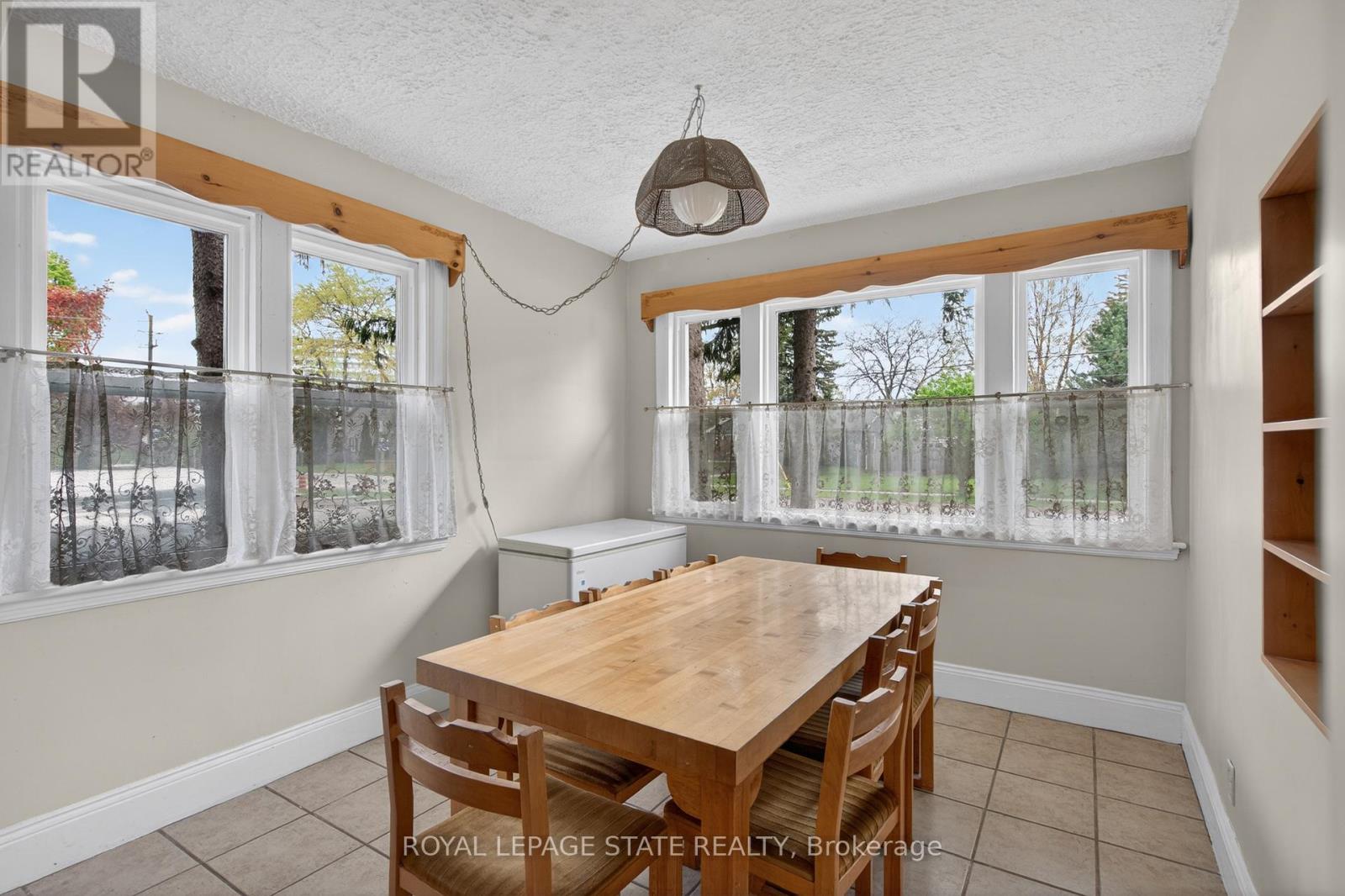 893 Lasalle Park Road, Burlington, Ontario  L7T 1M6 - Photo 8 - W13146310
