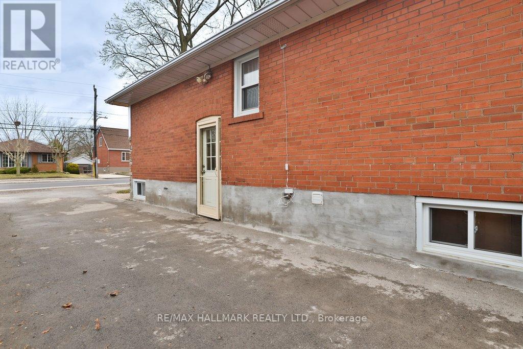 2334 Prospect Street, Burlington, Ontario  L7R 2A6 - Photo 29 - W13146340