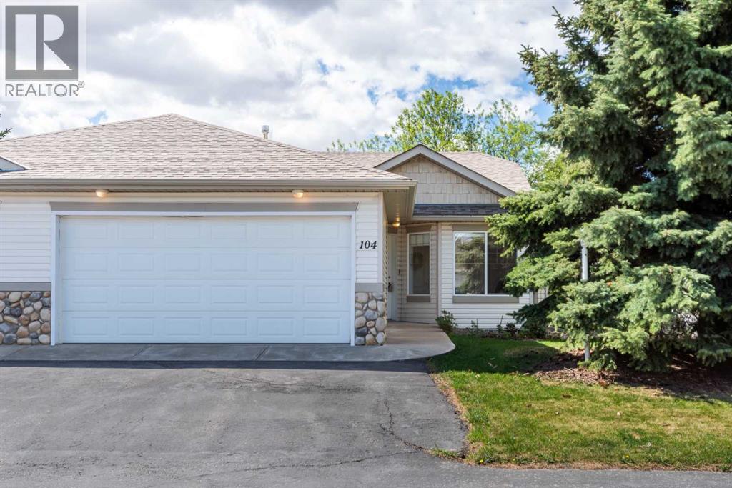 104 Whispering Way, Vulcan, Alberta