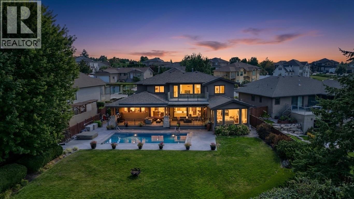 137 Westview Drive, Penticton, British Columbia  V2A 7V9 - Photo 2 - 10365396