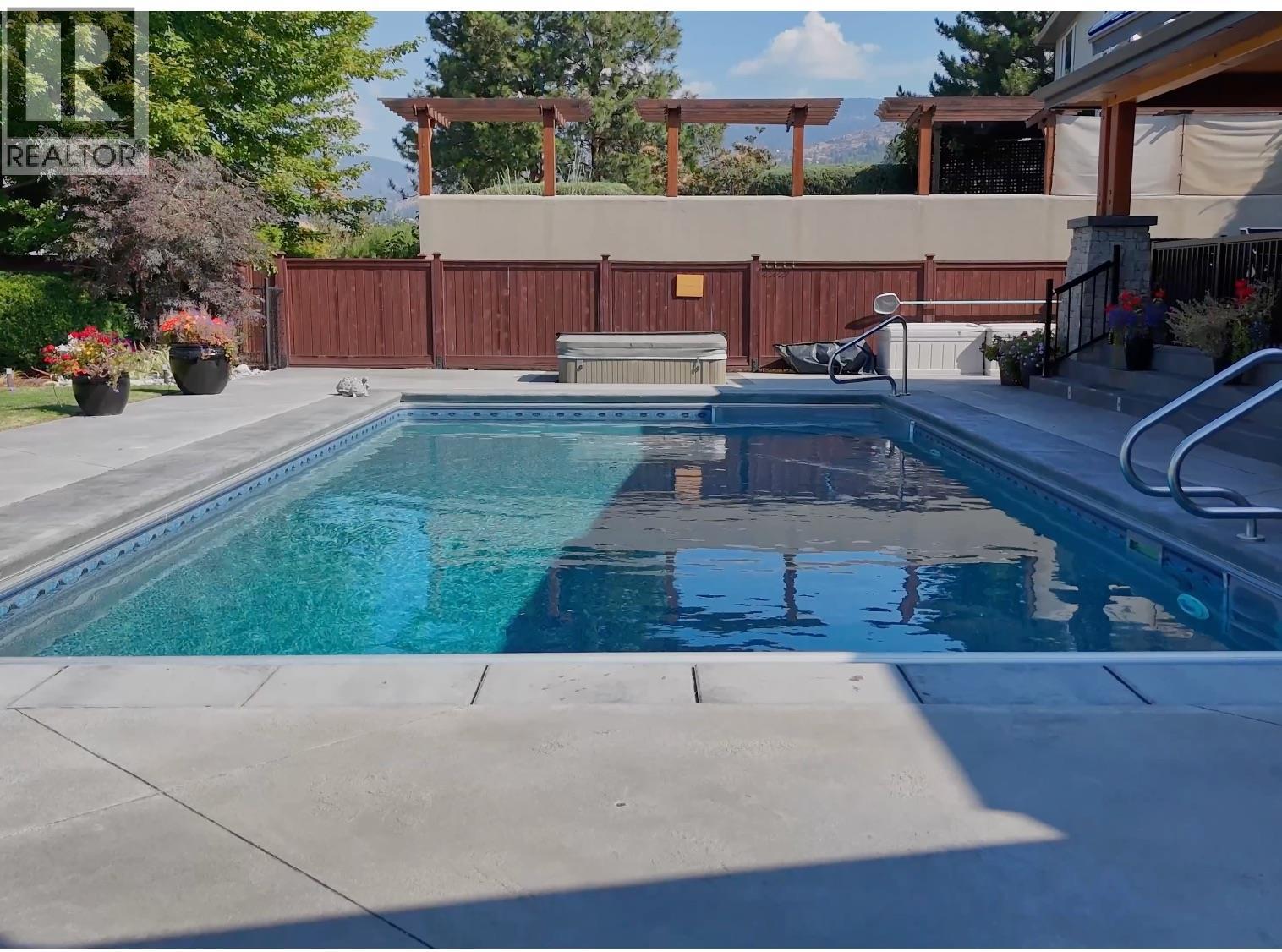 137 Westview Drive, Penticton, British Columbia  V2A 7V9 - Photo 11 - 10365396