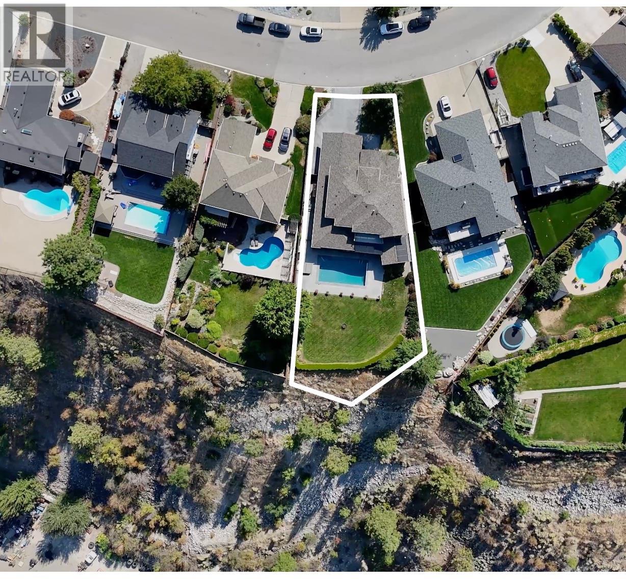137 Westview Drive, Penticton, British Columbia  V2A 7V9 - Photo 4 - 10365396