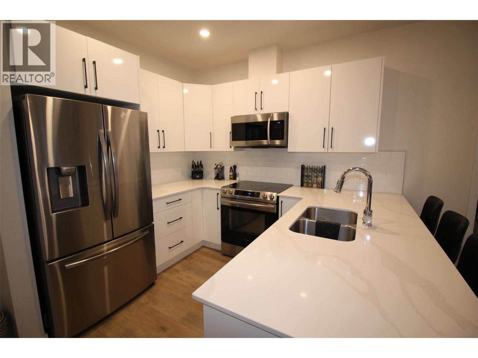 1880 Hugh Allan Drive Unit# 204, Kamloops, British Columbia  V1S 0E8 - Photo 14 - 10387952