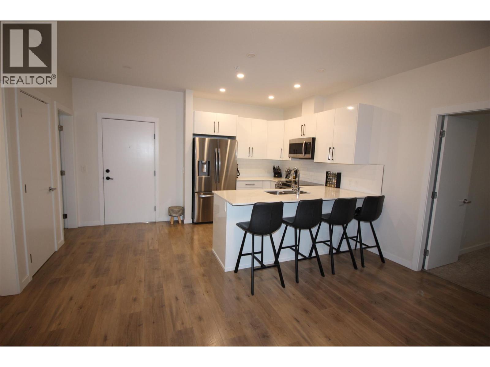 1880 Hugh Allan Drive Unit# 204, Kamloops, British Columbia  V1S 0E8 - Photo 7 - 10387952