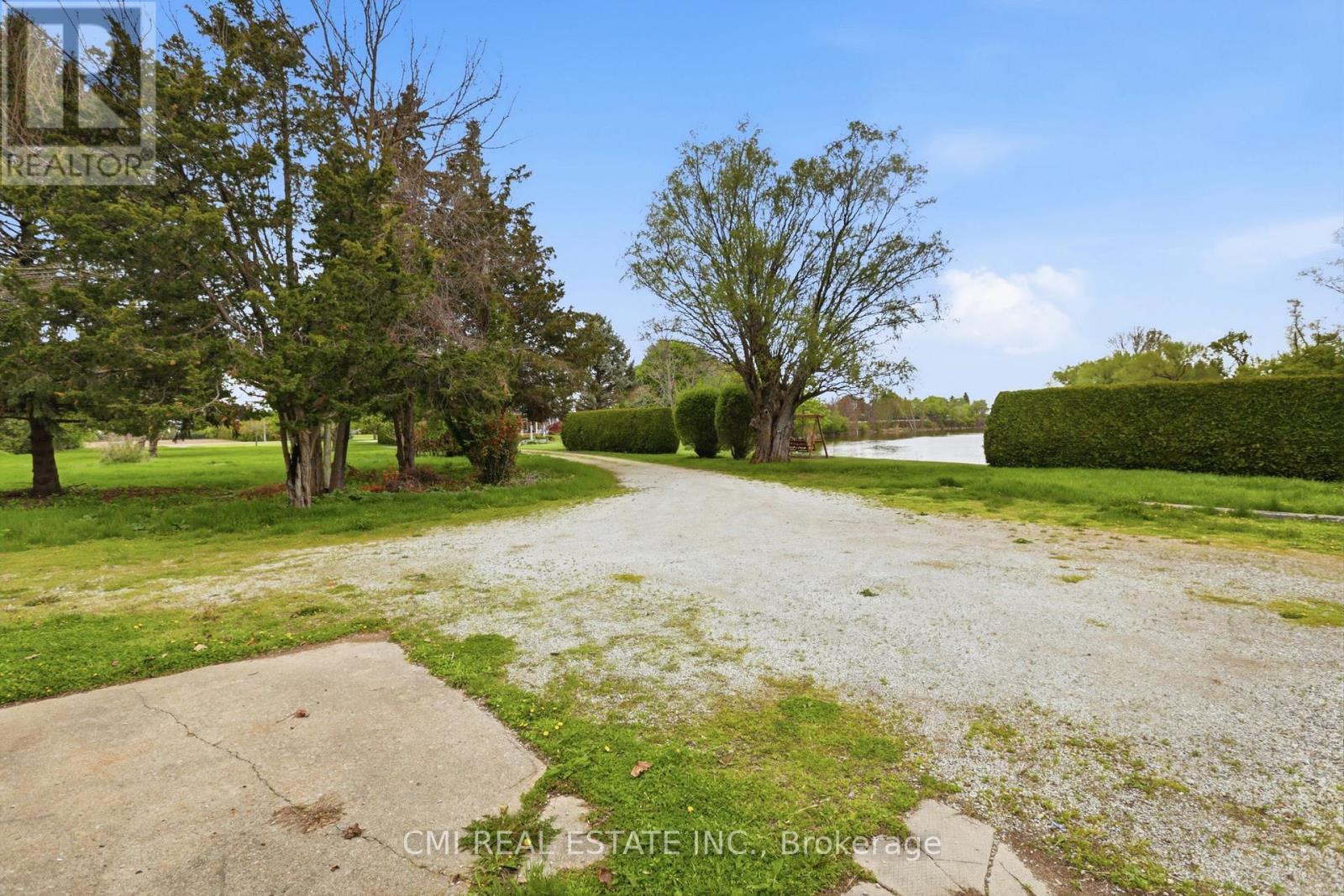 7526 Grande River Line, Chatham-Kent, Ontario  N7M 5J7 - Photo 3 - X13146142