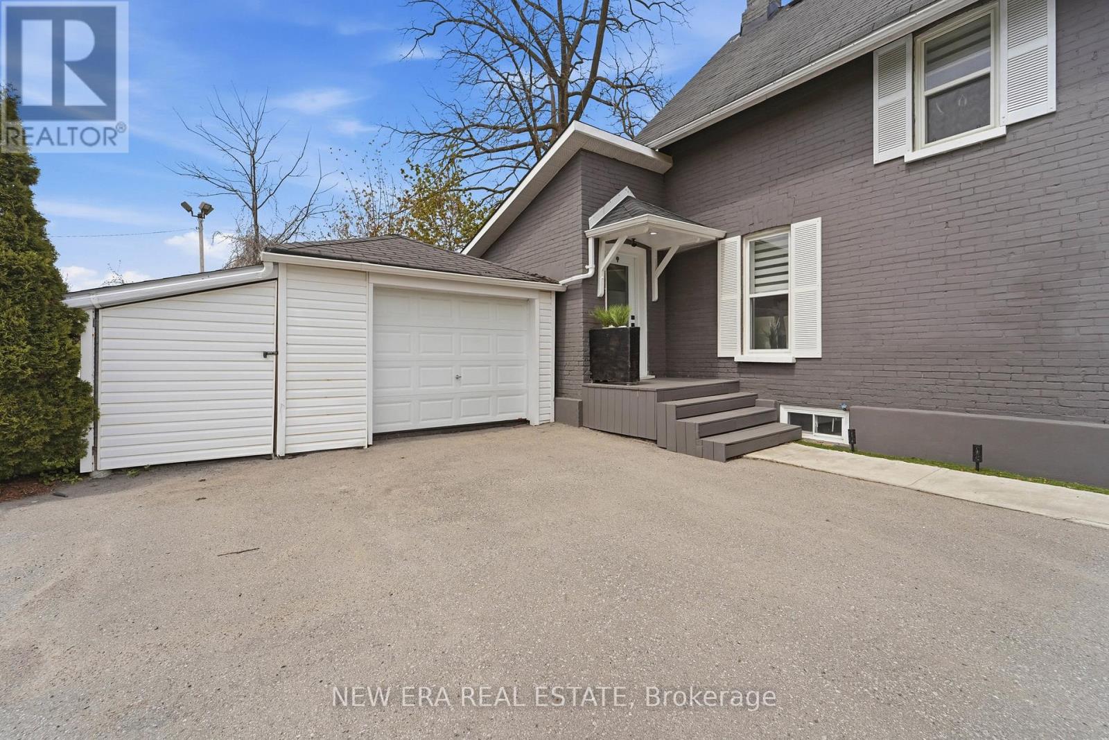 11 Albert Street N, Kawartha Lakes, Ontario  K9V 4J3 - Photo 6 - X13146206