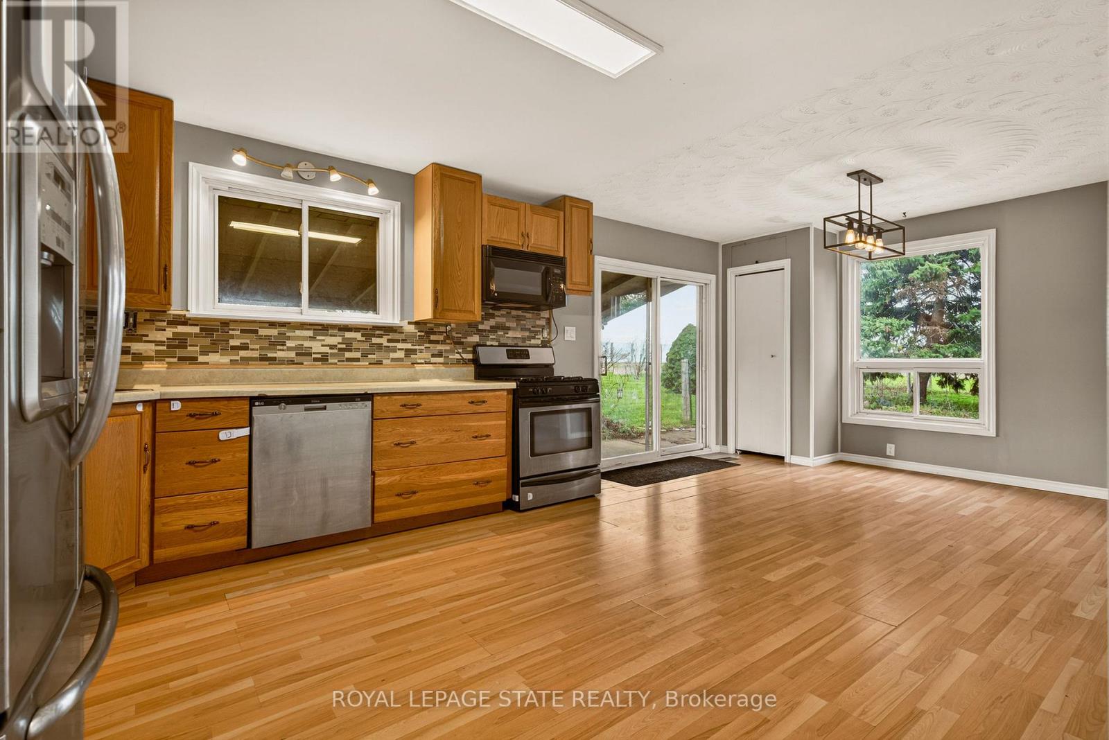 564 Trinity Church Road, Hamilton, Ontario  L0R 1P0 - Photo 6 - X13146312