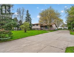 564 TRINITY CHURCH ROAD, Hamilton, Ontario