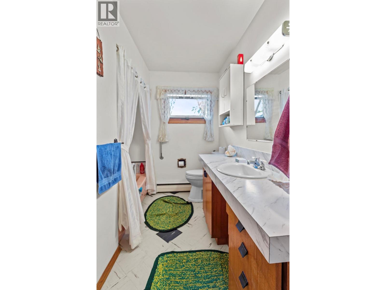 215 33rd Avenue S, Erickson, British Columbia V0B 1G1 - Photo 12 - 10387369
