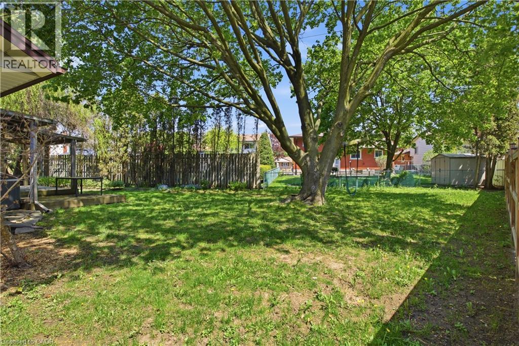 34 Yule Place, Kitchener, Ontario  N2B 2J8 - Photo 41 - 40831449