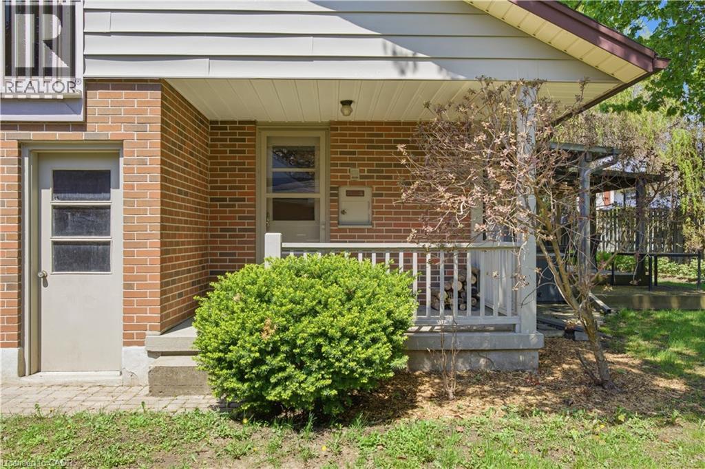 34 Yule Place, Kitchener, Ontario  N2B 2J8 - Photo 6 - 40831449