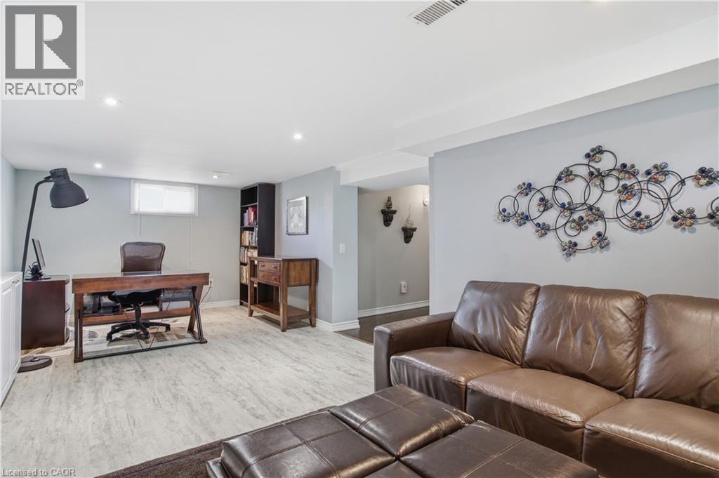 14 Lorne Crescent, Kitchener, Ontario  N2M 3Y3 - Photo 27 - 40831387