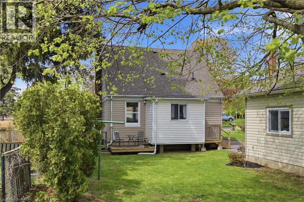 14 Lorne Crescent, Kitchener, Ontario  N2M 3Y3 - Photo 33 - 40831387