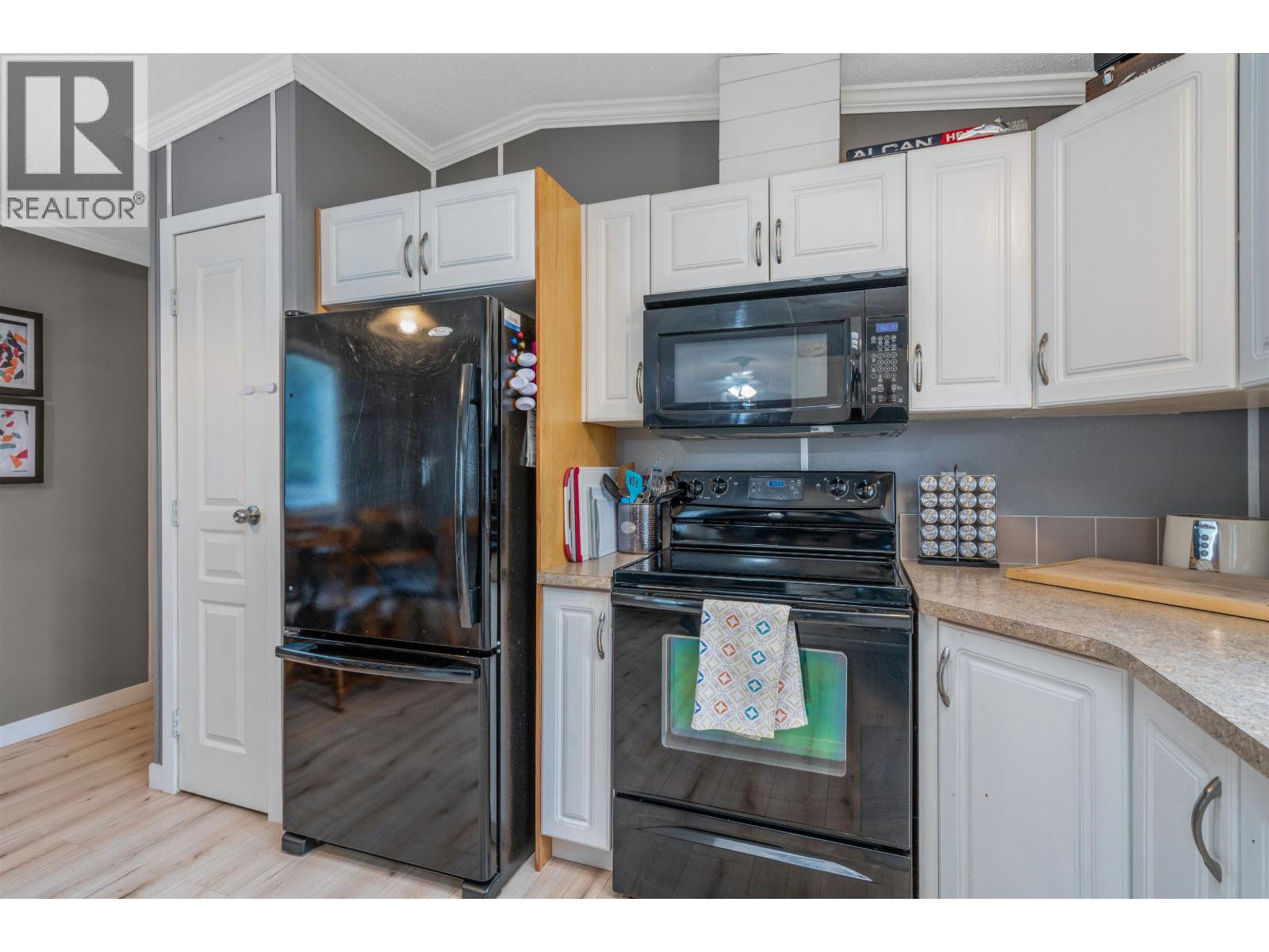 7243 Glenview Drive, Prince George, British Columbia  V2K 2P3 - Photo 12 - R3125107