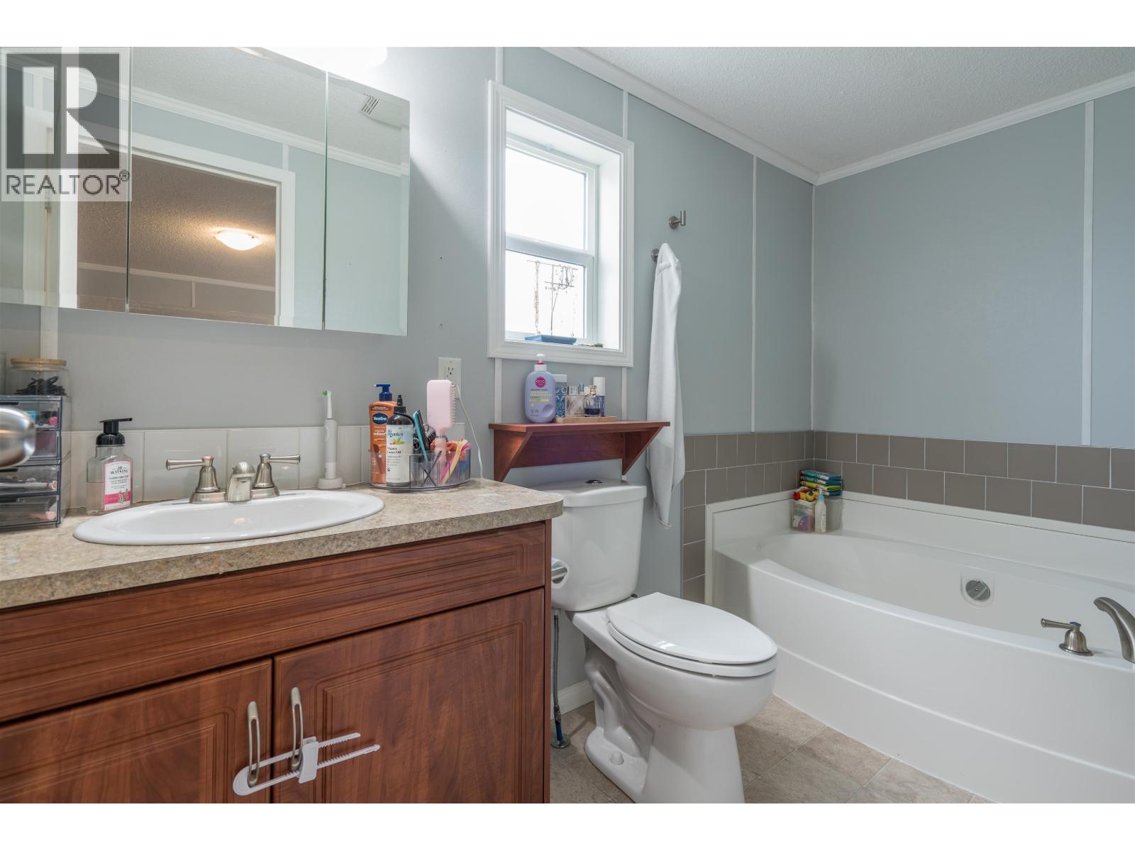 7243 Glenview Drive, Prince George, British Columbia  V2K 2P3 - Photo 15 - R3125107