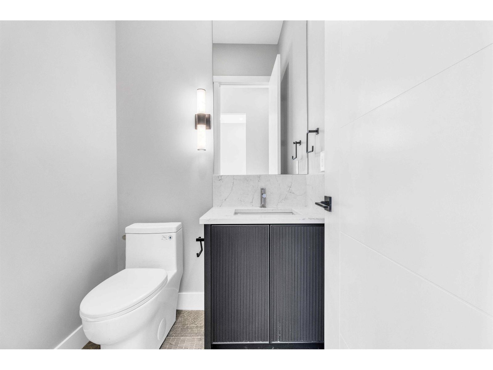 7686 196 Street, Langley, British Columbia  V2Y 3V4 - Photo 6 - R3124906