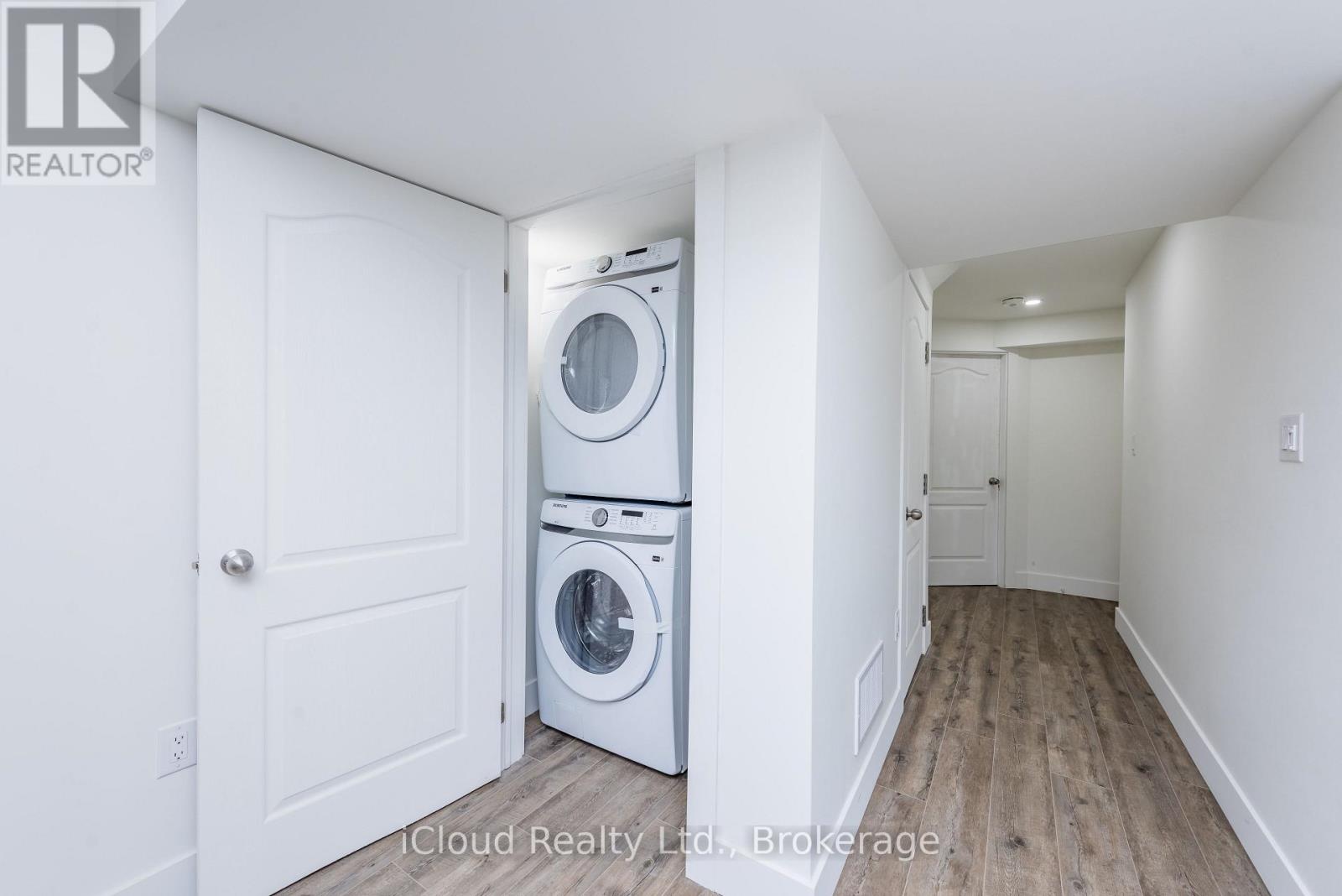 Lower Level - 899 Boyer Boulevard, Mississauga, Ontario  L5V 1Y1 - Photo 20 - W13105314