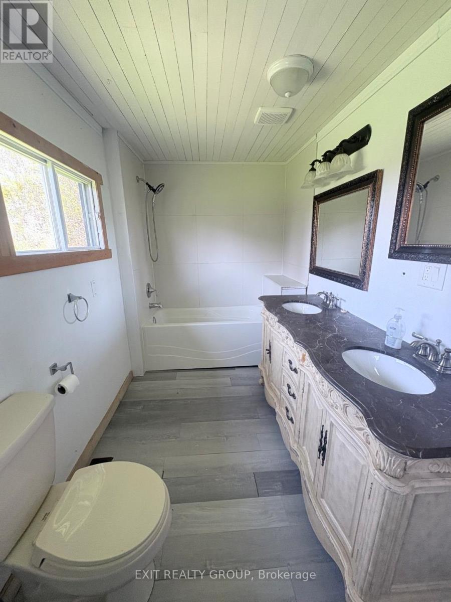 48 County Road 29, Prince Edward County, Ontario  K0K 1T0 - Photo 12 - X13146432