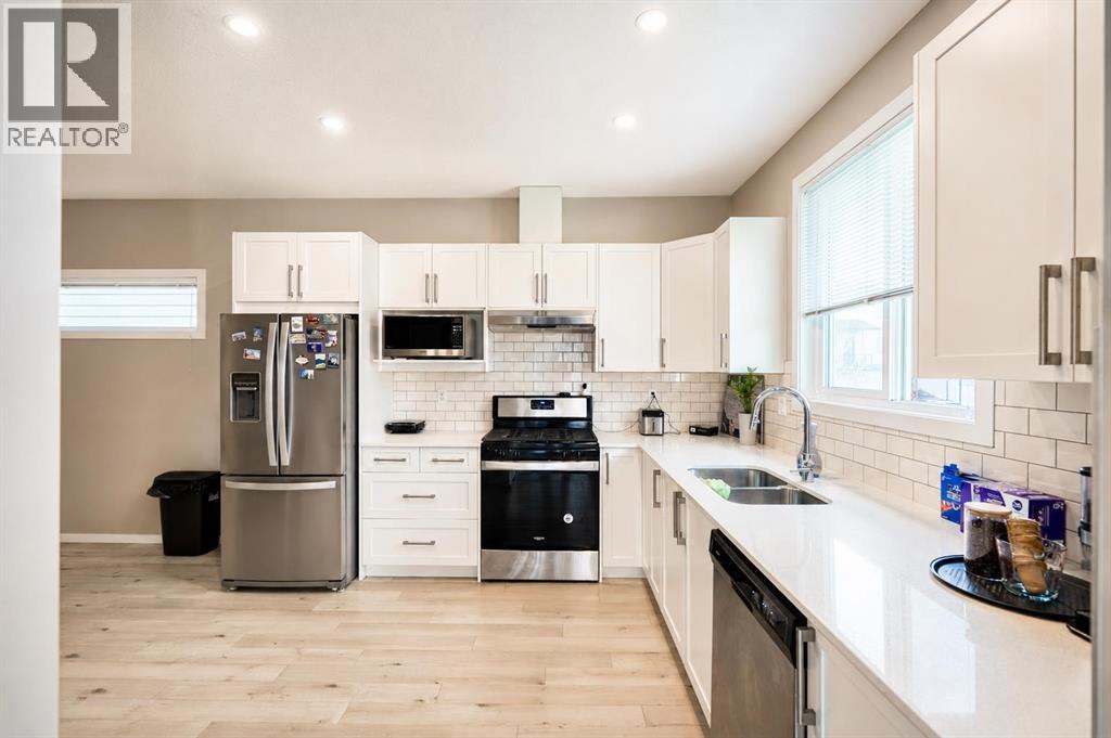 102, 130 Redstone  NE, Calgary, Alberta  T2N 1M6 - Photo 5 - A2312563