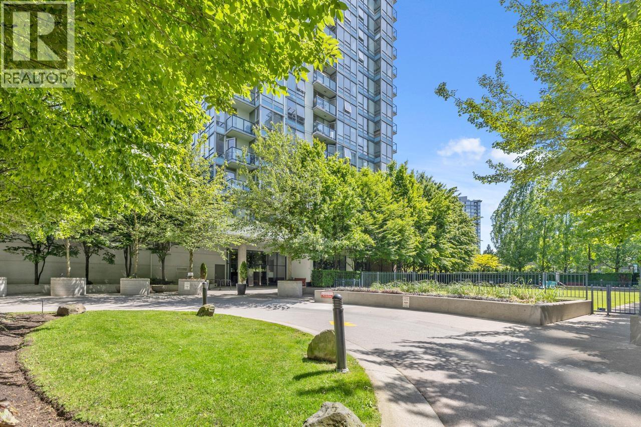 607 939 EXPO BOULEVARD, Vancouver, British Columbia