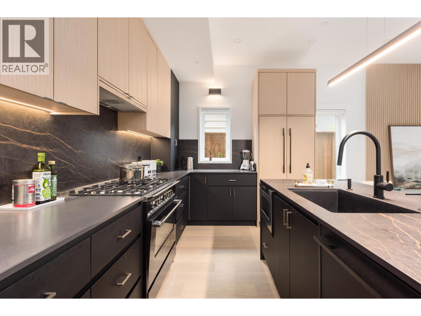 5 371 E 33rd Avenue, Vancouver, British Columbia  V5V 2Z8 - Photo 11 - R3125101