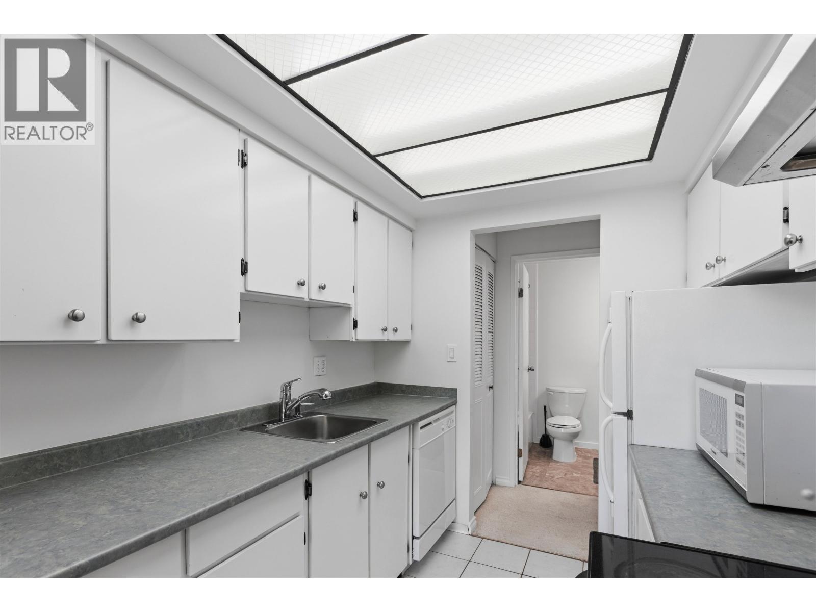 105 6560 Buswell Street, Richmond, British Columbia  V6Y 2G7 - Photo 13 - R3125109