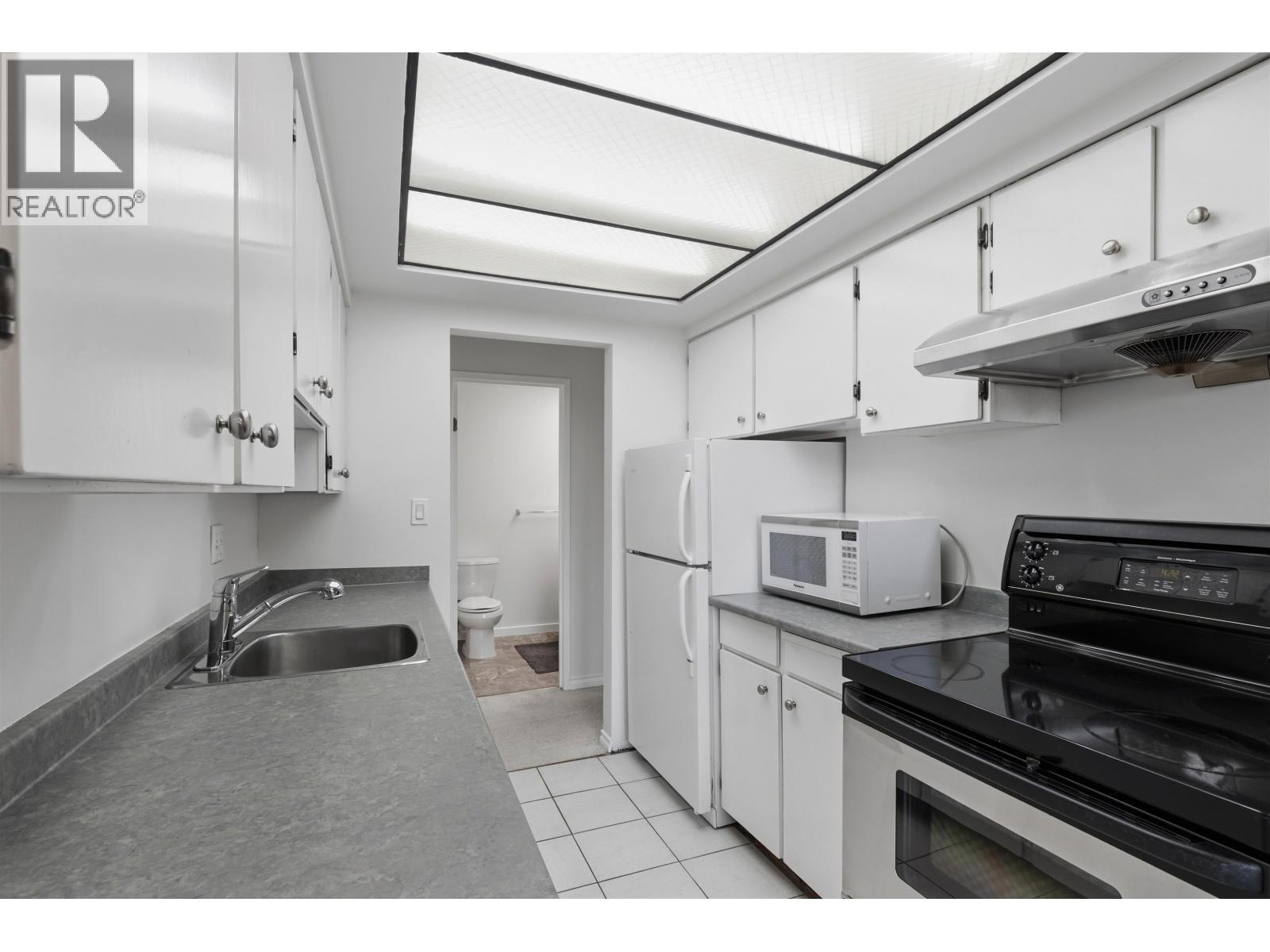 105 6560 Buswell Street, Richmond, British Columbia  V6Y 2G7 - Photo 14 - R3125109
