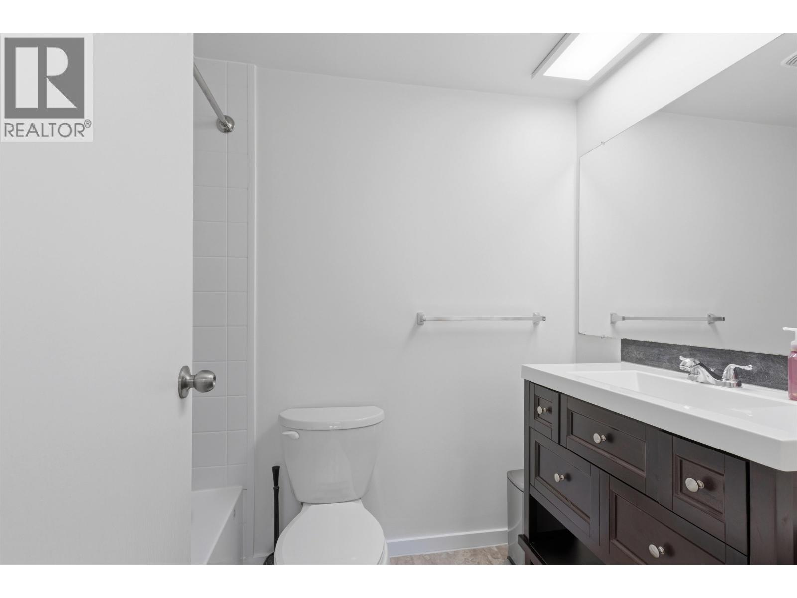 105 6560 Buswell Street, Richmond, British Columbia  V6Y 2G7 - Photo 23 - R3125109