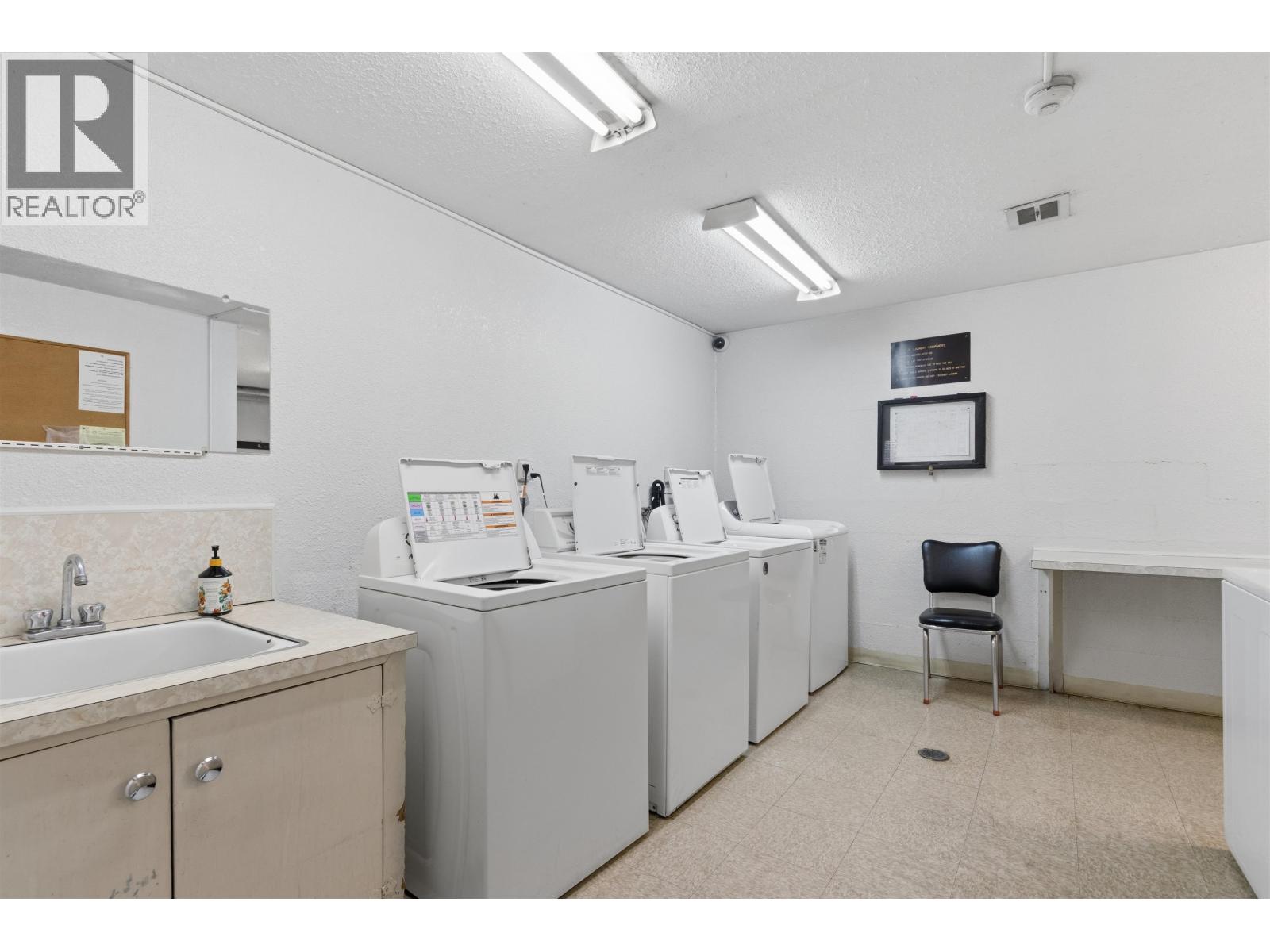 105 6560 Buswell Street, Richmond, British Columbia  V6Y 2G7 - Photo 29 - R3125109