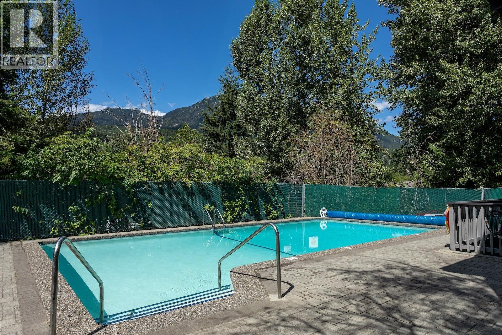 105 2021 Karen Crescent, Whistler, British Columbia  V8E 0H1 - Photo 17 - R3125110