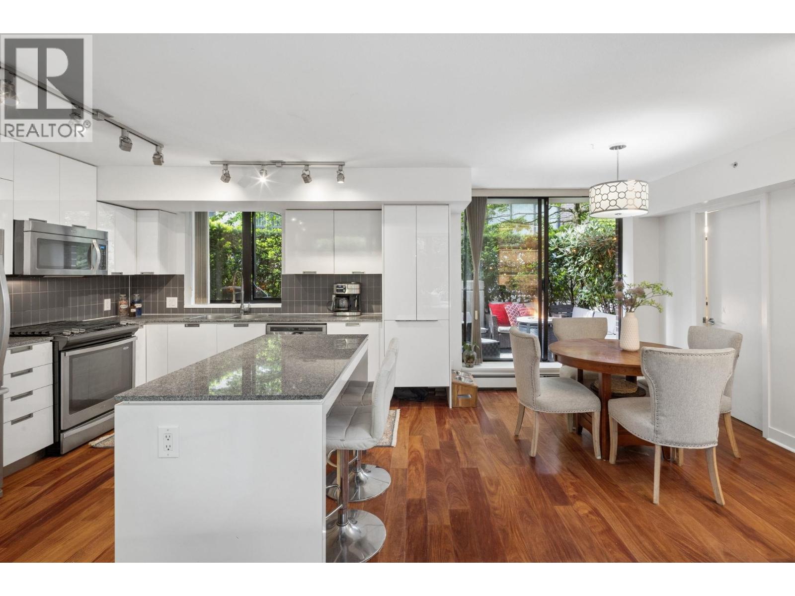 153 W 2nd Street, North Vancouver, British Columbia  V7M 1C5 - Photo 13 - R3125128