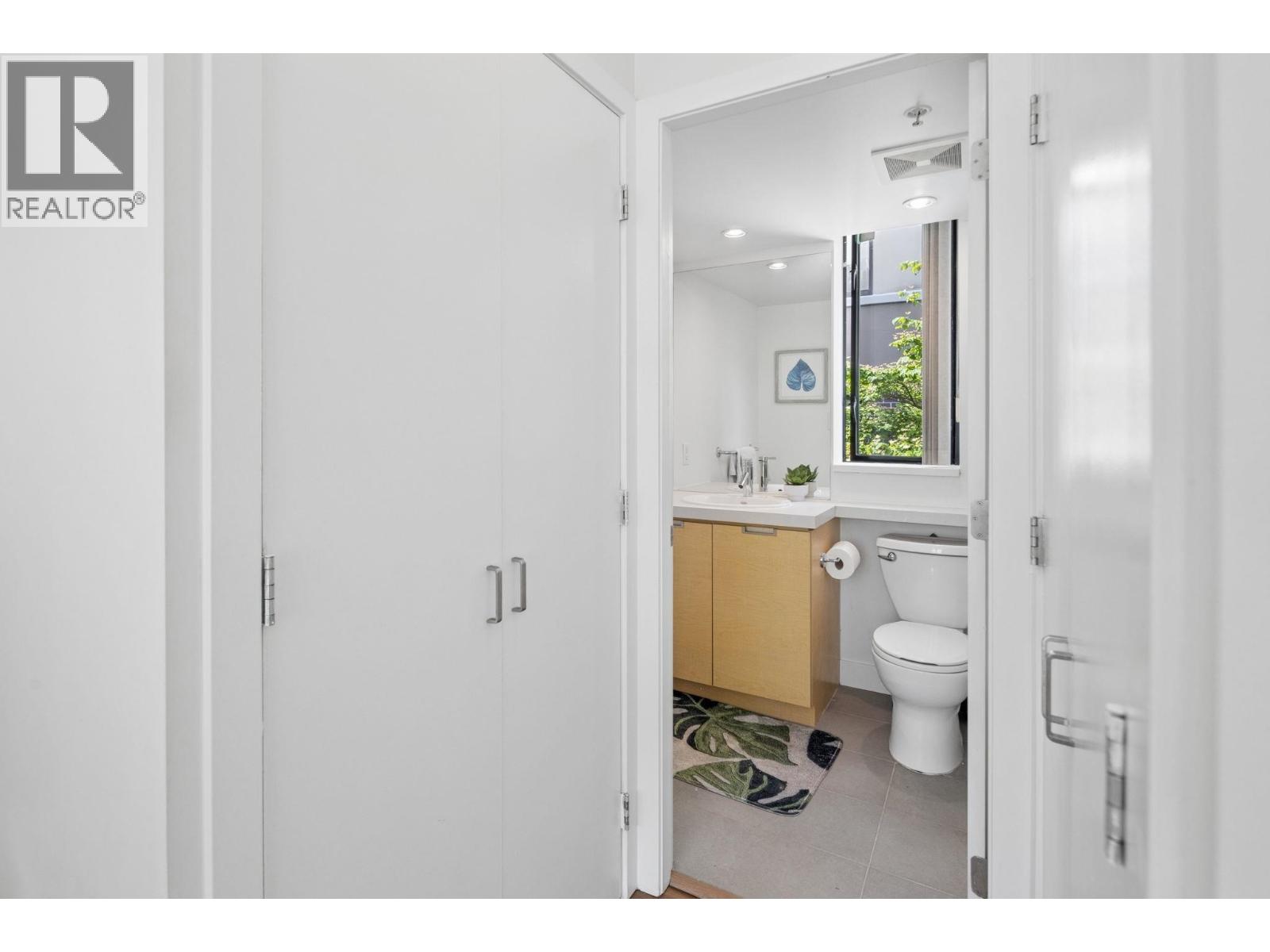 153 W 2nd Street, North Vancouver, British Columbia  V7M 1C5 - Photo 21 - R3125128
