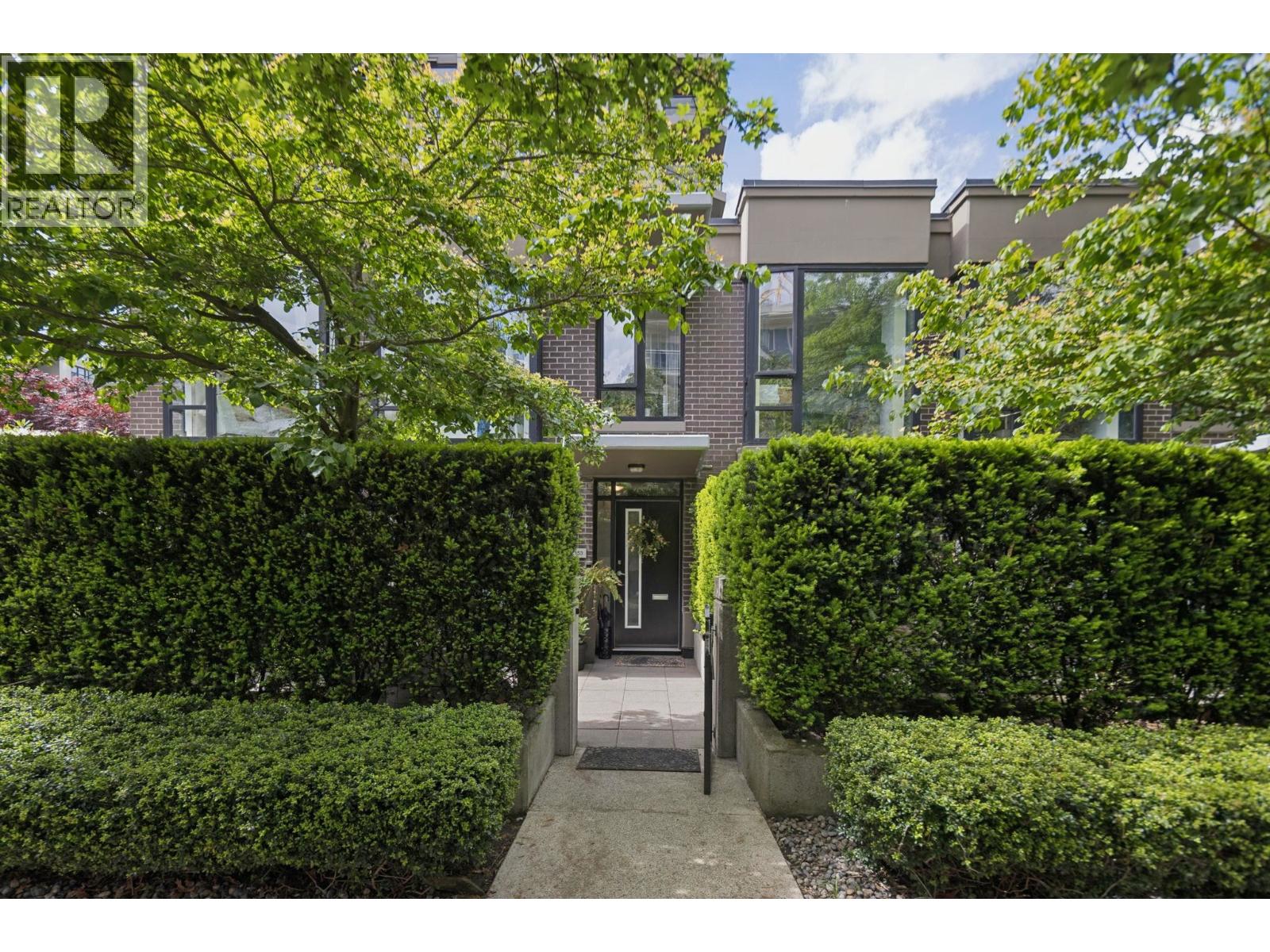153 W 2nd Street, North Vancouver, British Columbia  V7M 1C5 - Photo 33 - R3125128