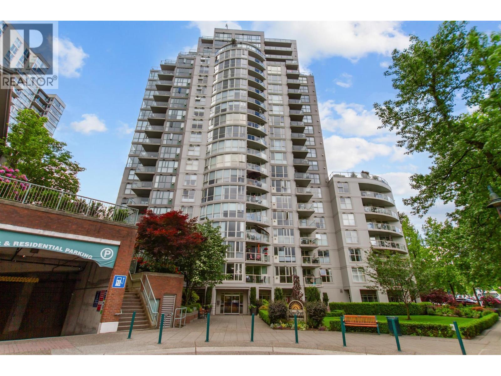 1602 200 NEWPORT DRIVE, Port Moody, British Columbia