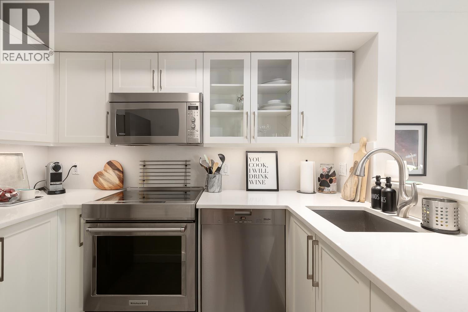 106 675 W 7th Avenue, Vancouver, British Columbia  V5Z 1B6 - Photo 7 - R3125138