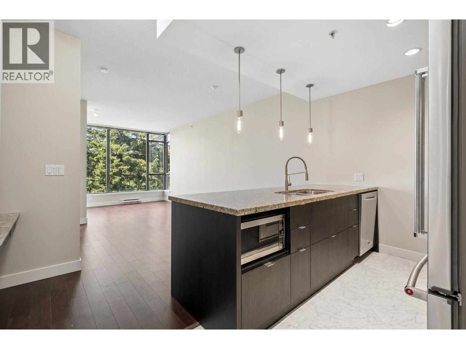 1201 7088 18th Avenue, Burnaby, British Columbia  V3N 0A2 - Photo 7 - R3125145