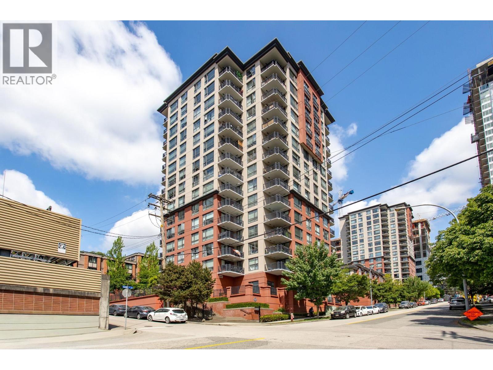 1506 833 AGNES STREET, New Westminster, British Columbia