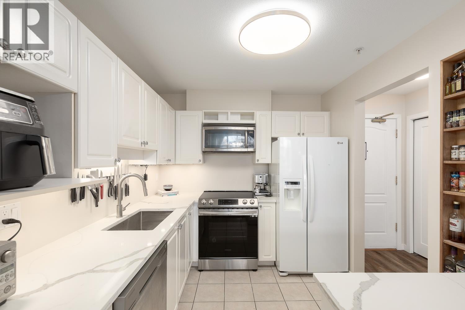 402 2559 Parkview Lane, Port Coquitlam, British Columbia  V3C 6M1 - Photo 7 - R3125151