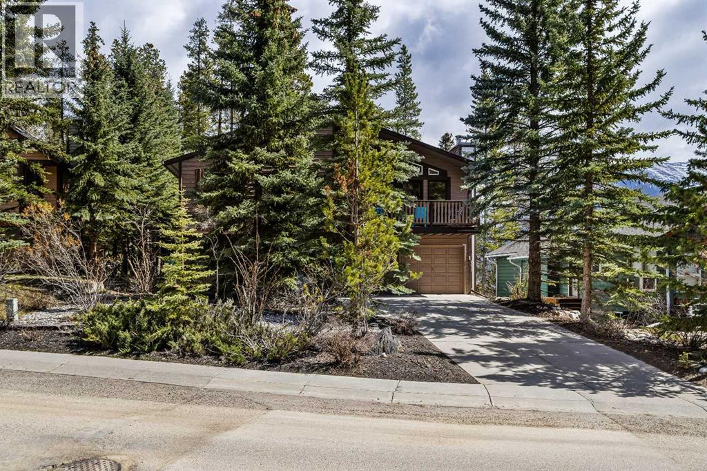 1054 Evergreen Circle, Canmore, Alberta  T1W 3H5 - Photo 10 - A2308940