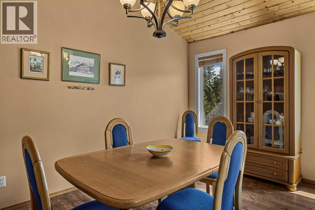 1054 Evergreen Circle, Canmore, Alberta  T1W 3H5 - Photo 16 - A2308940
