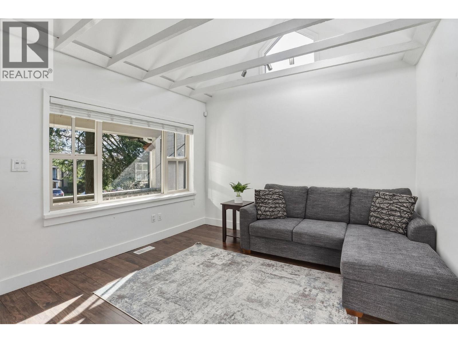 3015 Royal Avenue, North Vancouver, British Columbia  V7K 1Y6 - Photo 5 - R3125158
