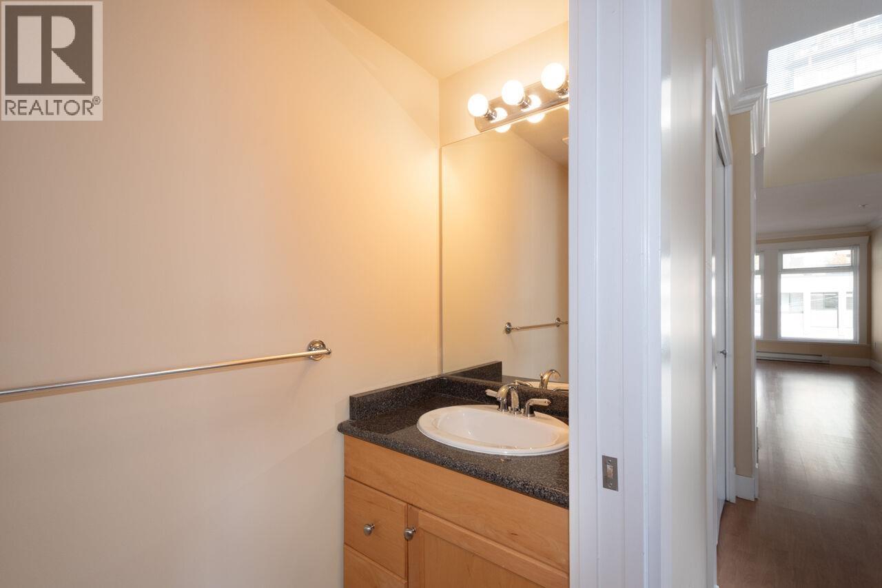 304 152 E 12th Street, North Vancouver, British Columbia  V7L 2J4 - Photo 11 - R3125167
