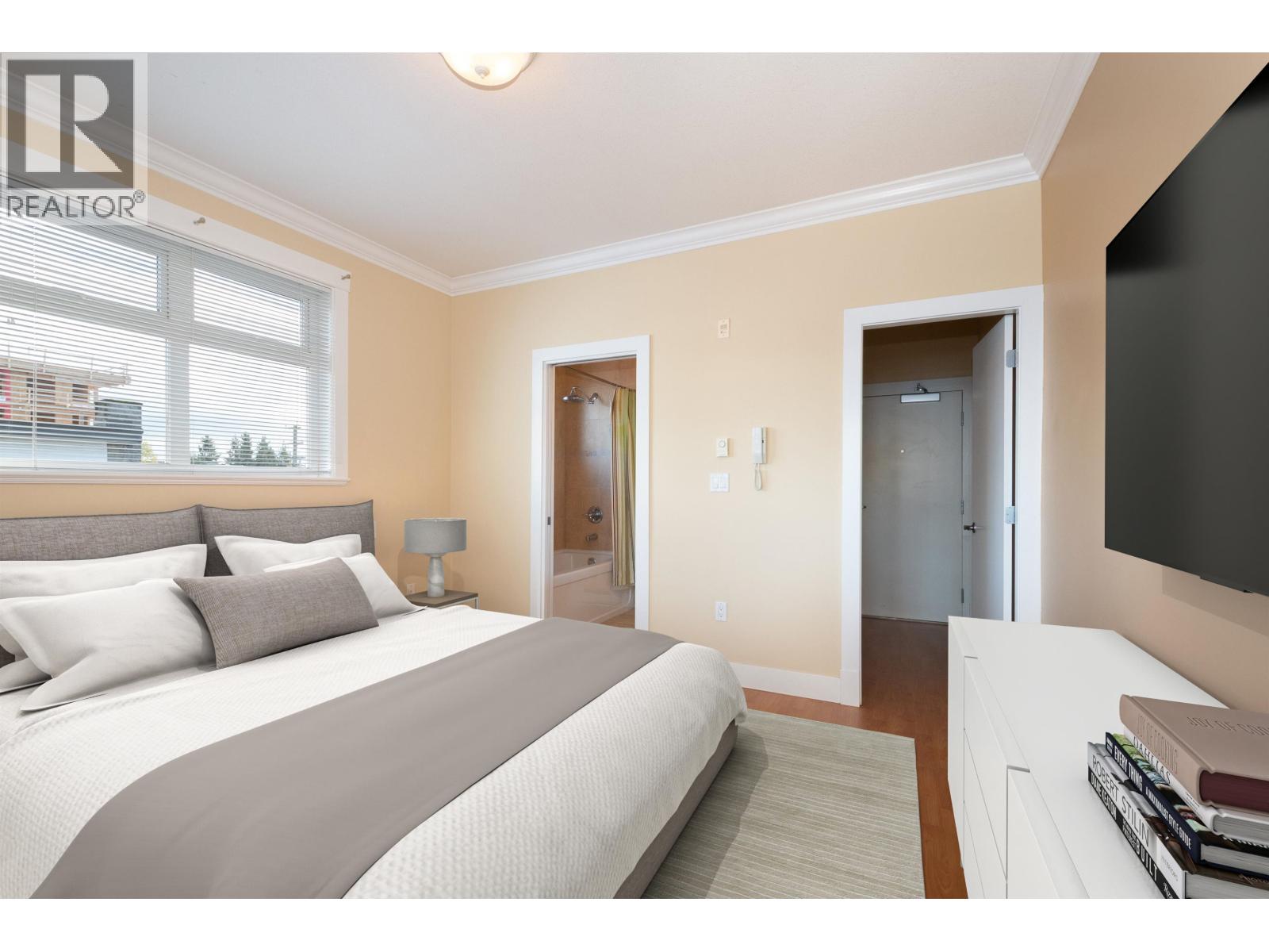 304 152 E 12th Street, North Vancouver, British Columbia  V7L 2J4 - Photo 9 - R3125167