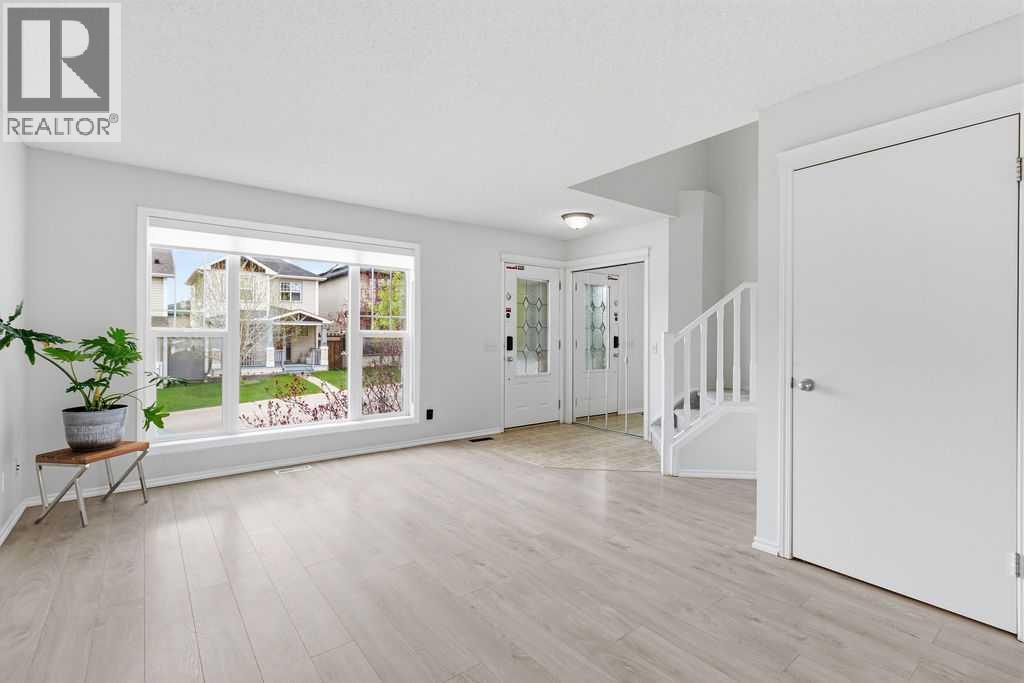 30 Tuscany Springs Heights NW, Calgary, Alberta  T3M 2M9 - Photo 7 - A2312581
