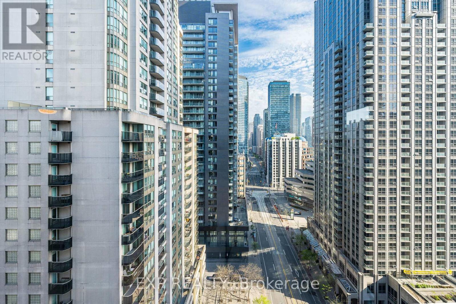 1811 - 736 Bay Street, Toronto, Ontario  M5G 2M4 - Photo 34 - C13146472