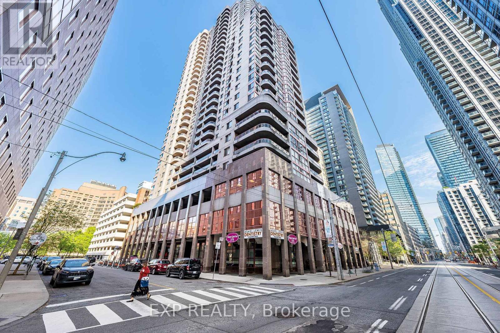 1811 - 736 Bay Street, Toronto, Ontario  M5G 2M4 - Photo 5 - C13146472