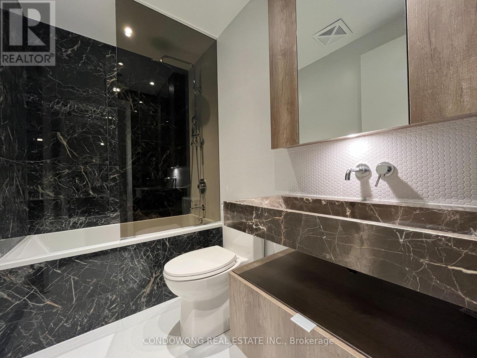 1914 - 11 Yorkville Avenue, Toronto, Ontario  M4W 1L2 - Photo 5 - C13146484
